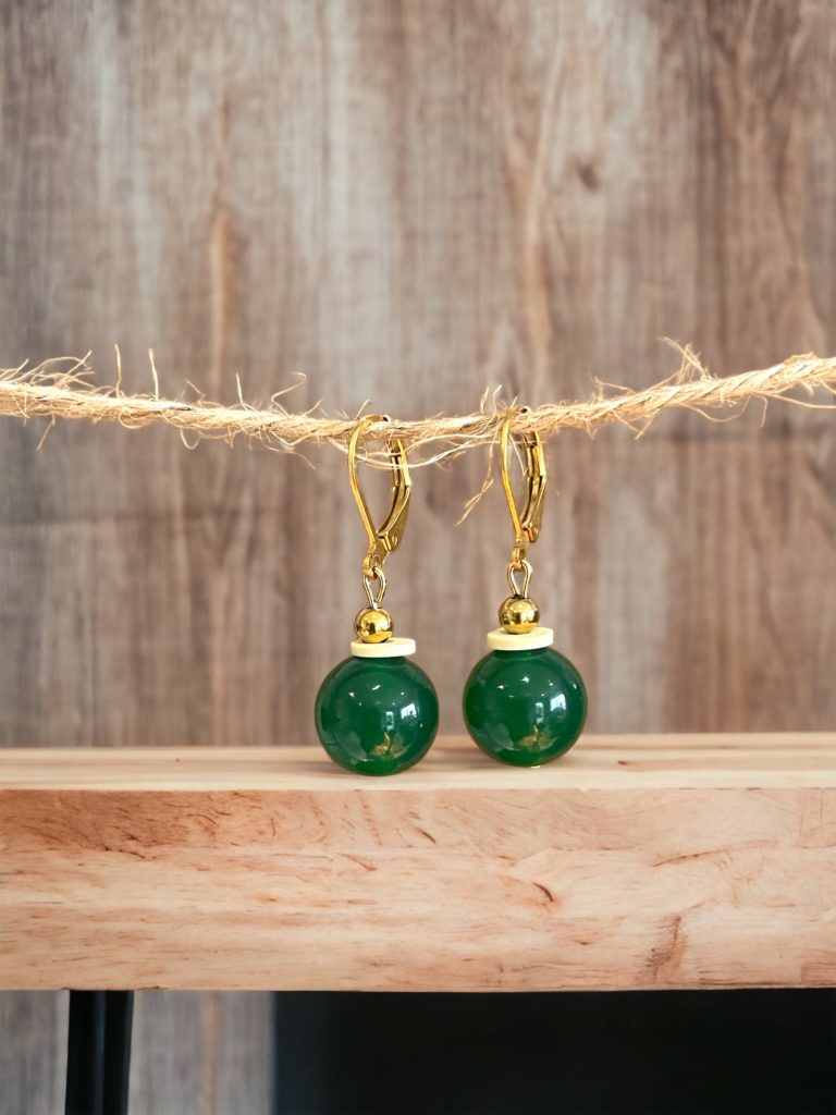 Boucles D'oreilles Pendantes Doré Jade Vert Perle Blanc Dentelle - Style Victorien