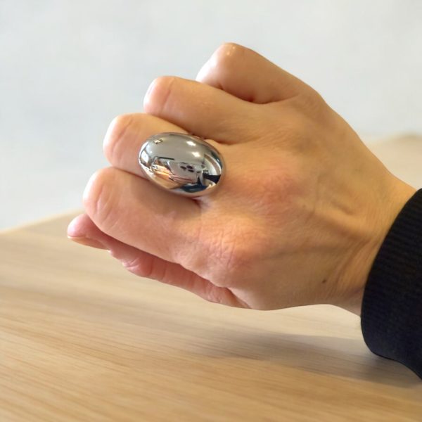 Bague ovale bombée